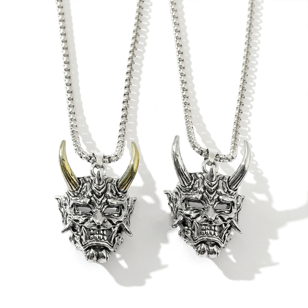 Colar com Pingente de Máscara  - Men Accessories Necklace avaliação e preço